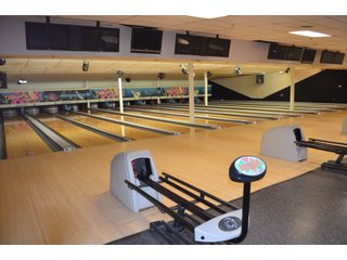 Bowling Alley & Restaurant Property in Allen County, Indiana - SEALED BID AUCTION IN ALLEN COUNTY, INDIANA